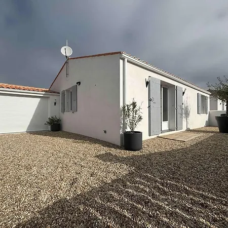 Maison 6 Couchages 50M De La Plage Des Huttes - Sdo000-095 Villa